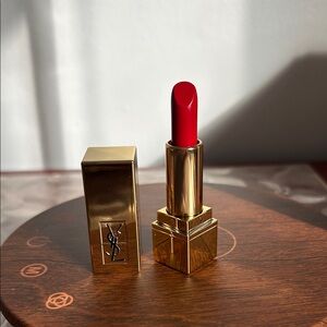 Yves Saint Laurent mini Lipstick -01